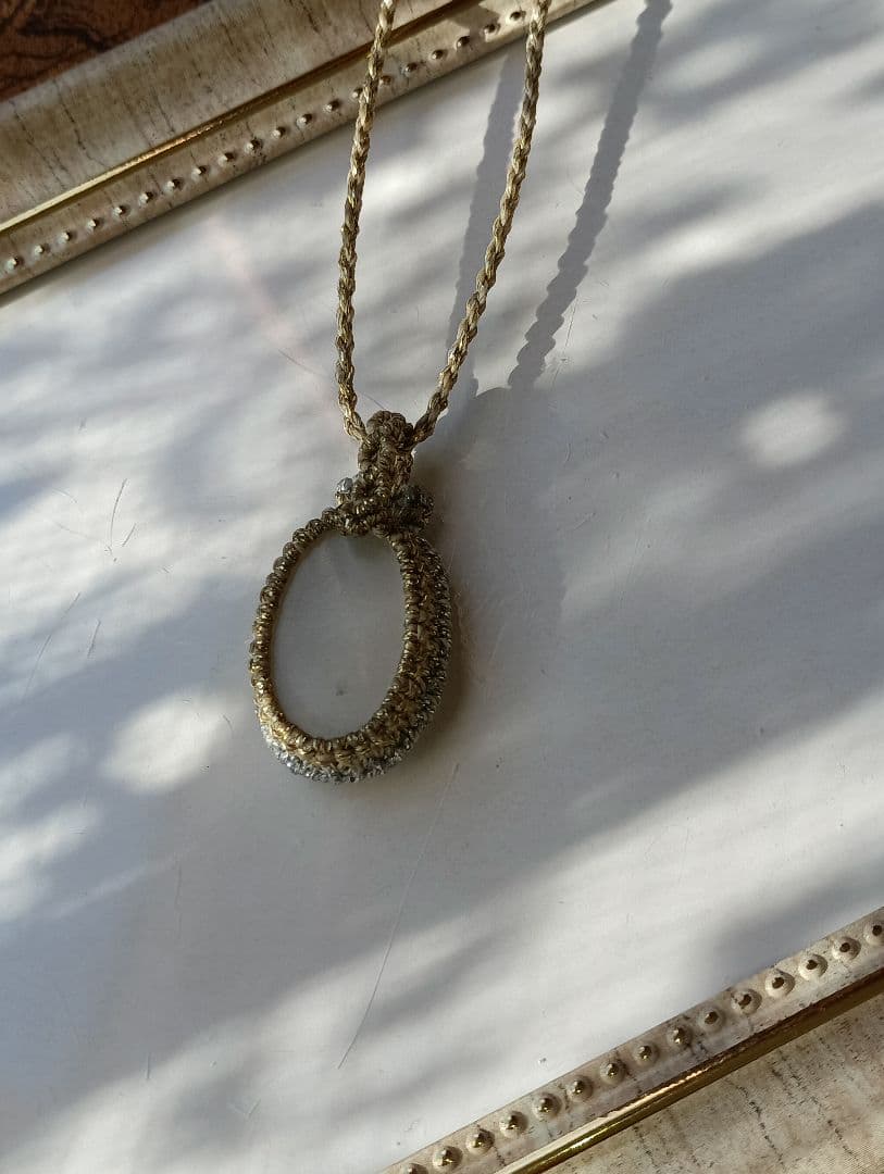 月光のまどろみ　ムーンストーンのマクラメネックレス