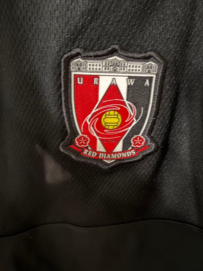 NIKE 浦和レッズ 2022年　チームスタッフジャージ