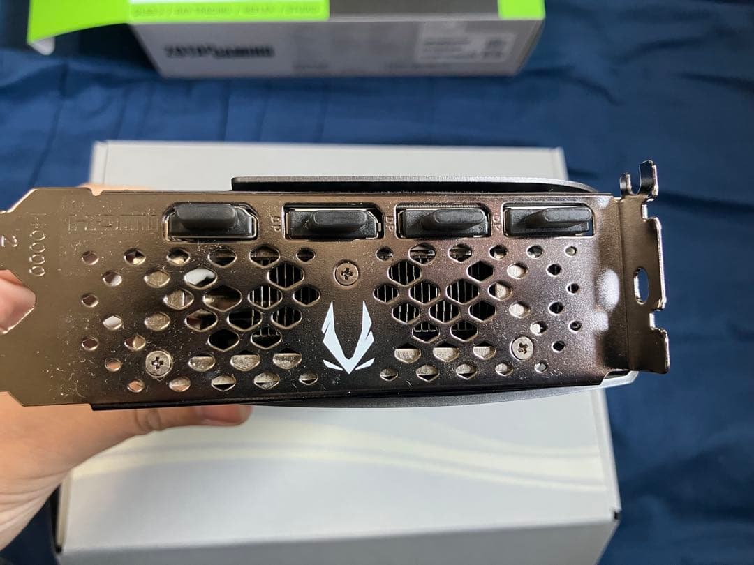 グラフィックボード・グラボ・ビデオカード ZOTAC GeForce RTX 4060 Ti 8GB