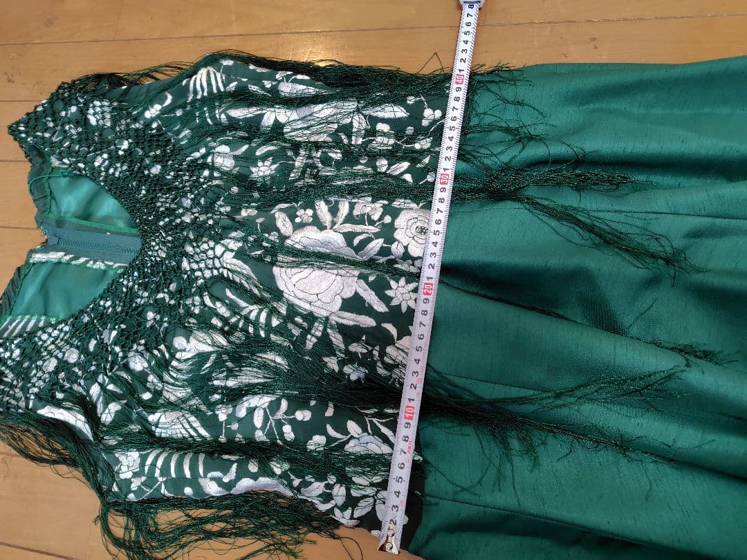 フラメンコ衣装　緑ワンピース+白パニエ