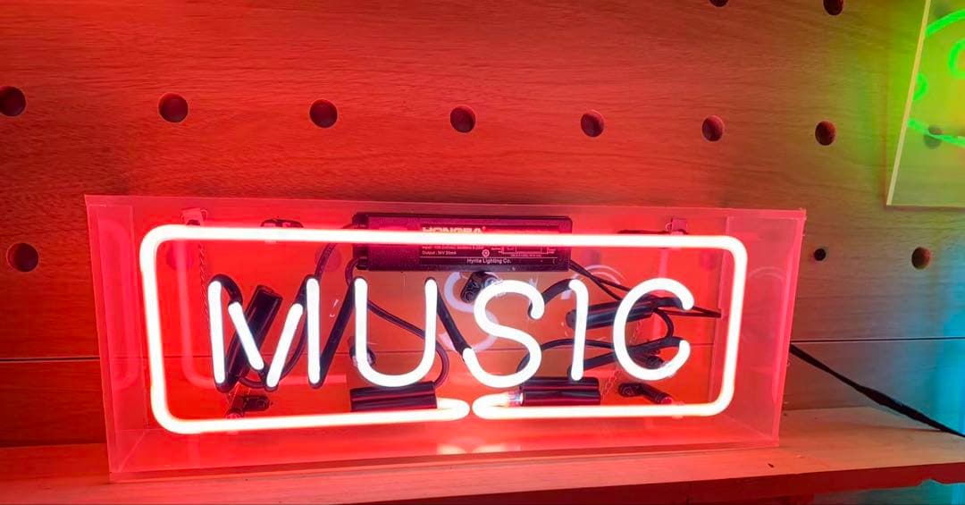 オーダー　ネオン管　MUSIC レッド＆ホワイト ガラス製　店舗装飾　オリジナル