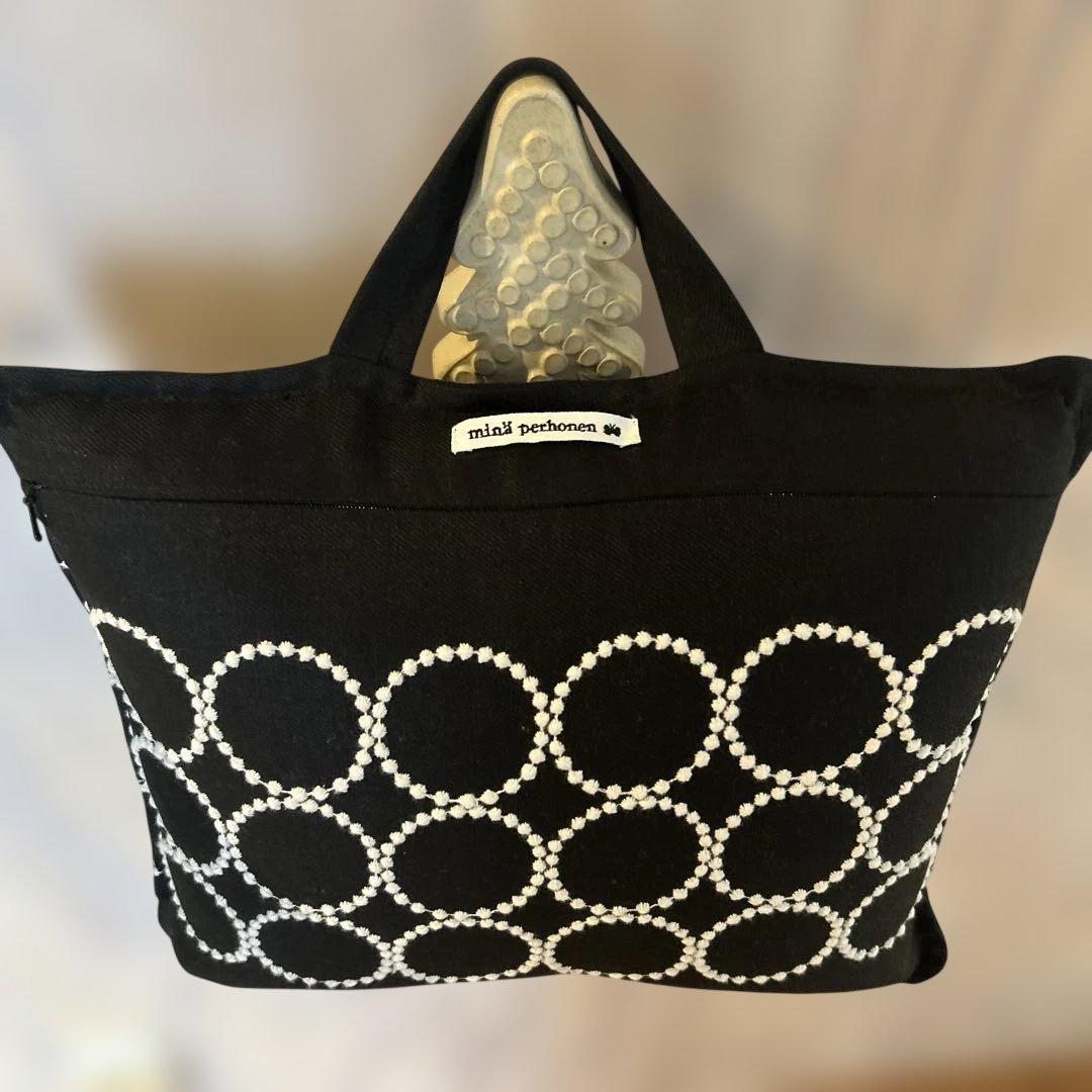 mina perhonen クッションバッグ