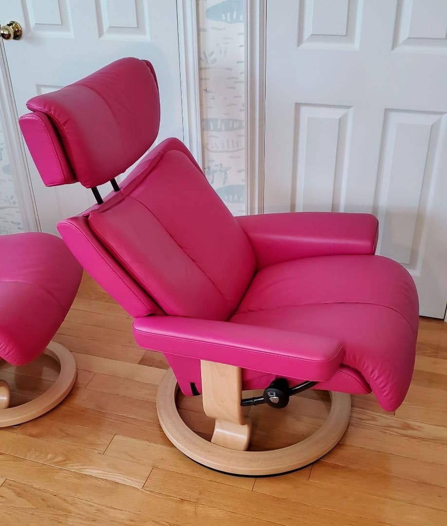 AZさま★（送料込）ストレスレスチェア本体　マジック　ラズベリーカラー