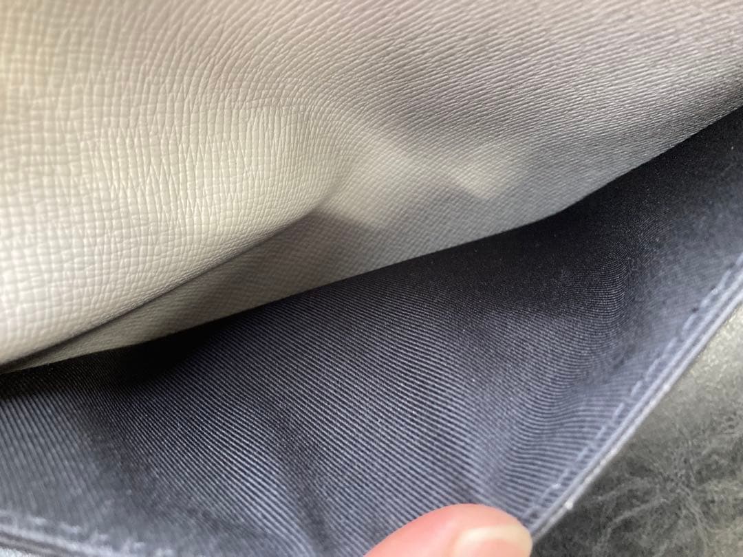 ちゃんはる ❁.。.様ルイヴィトン タイガラマ メッセンジャー M30411