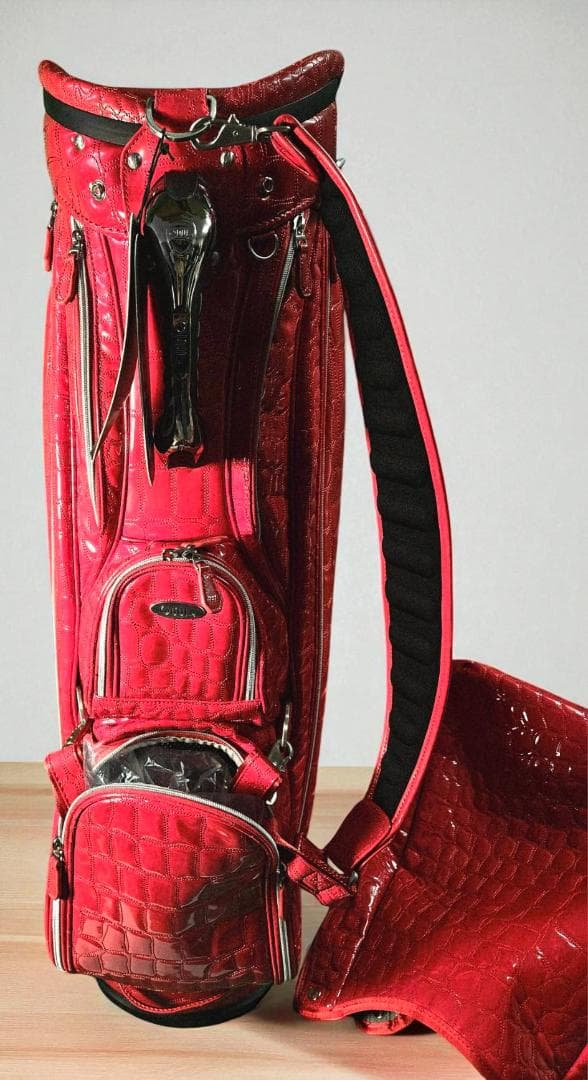 送料無料/展示品未使用　OWL エナメル高級ワニ柄型押しゴルフバッグ レッド