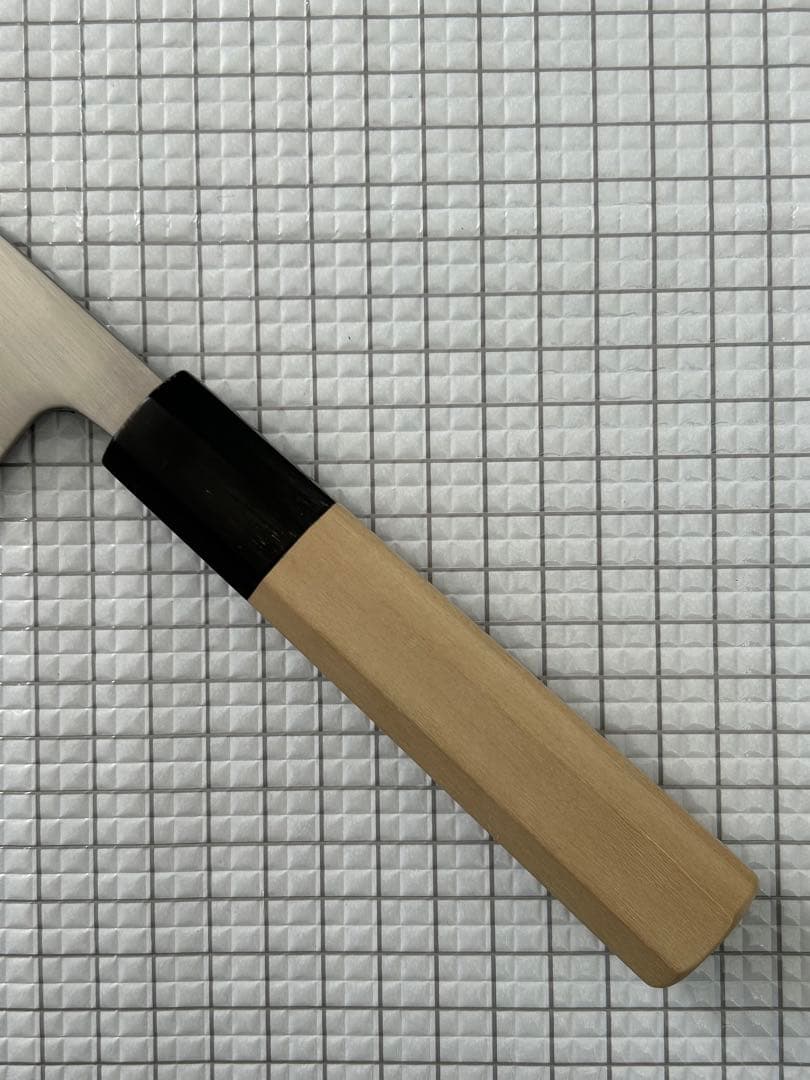 仙助 包丁 三徳 三徳包丁 安来鋼白紙一号割込 水牛八角柄 165mm ①