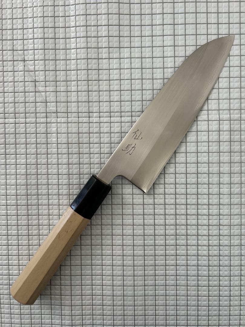 仙助 包丁 三徳 三徳包丁 安来鋼白紙一号割込 水牛八角柄 165mm ①