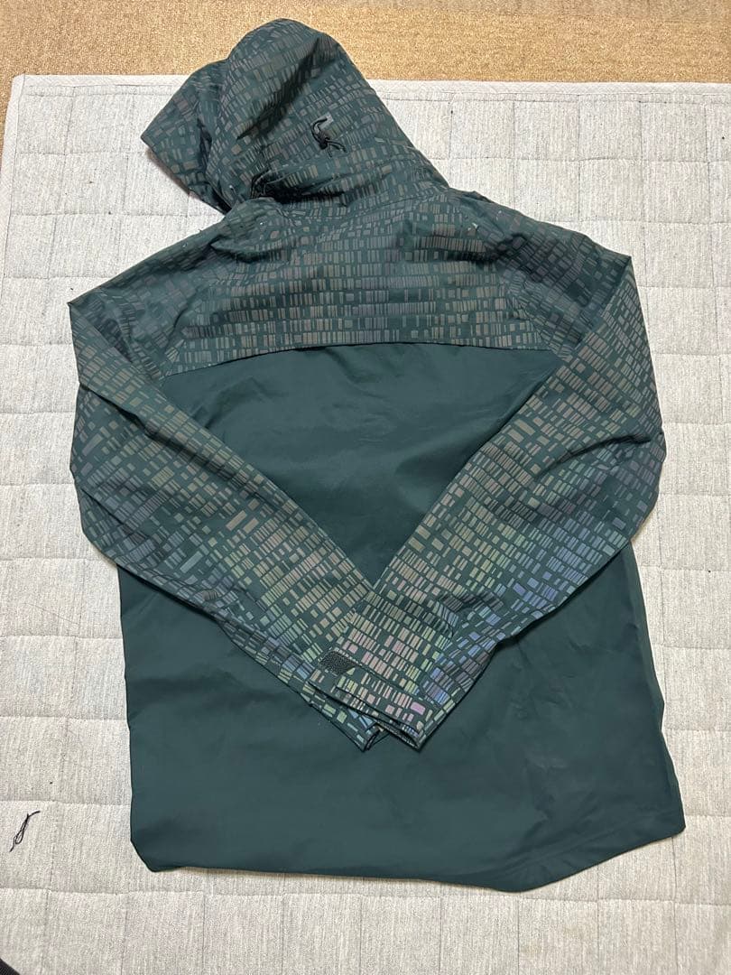 ナイキランニングジャケット 最終値下げ