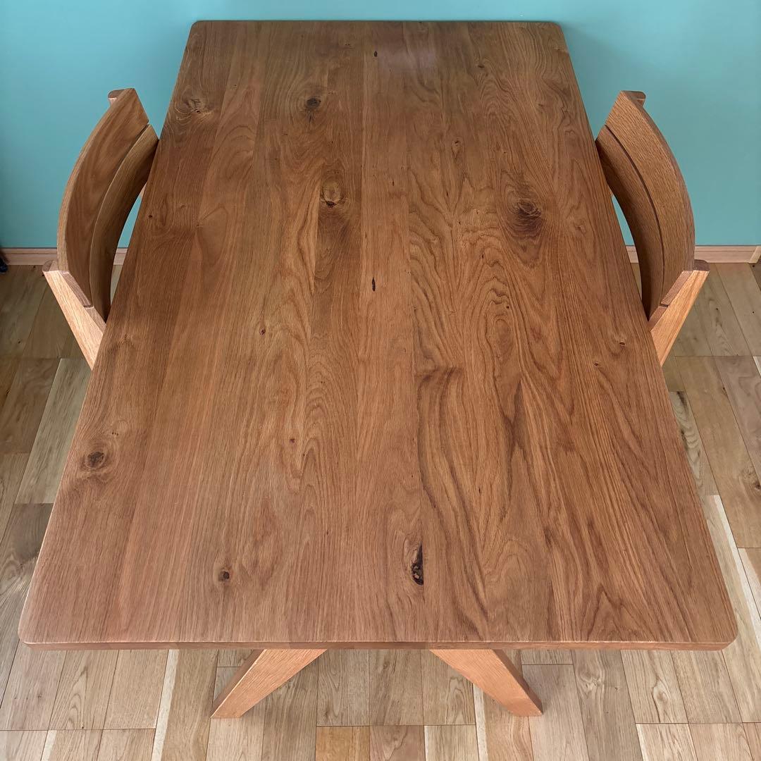 ダイニングテーブル　DOORS