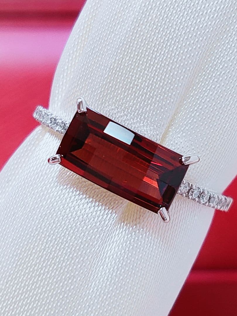 2026新作 未使用品 pt900 天然ガーネット ダイヤモンド リング