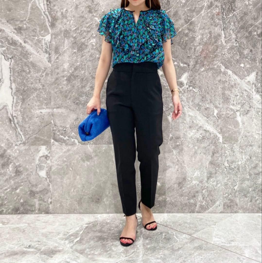 アルアバイル　ルルウィルビー リーフプリントフリルブラウス