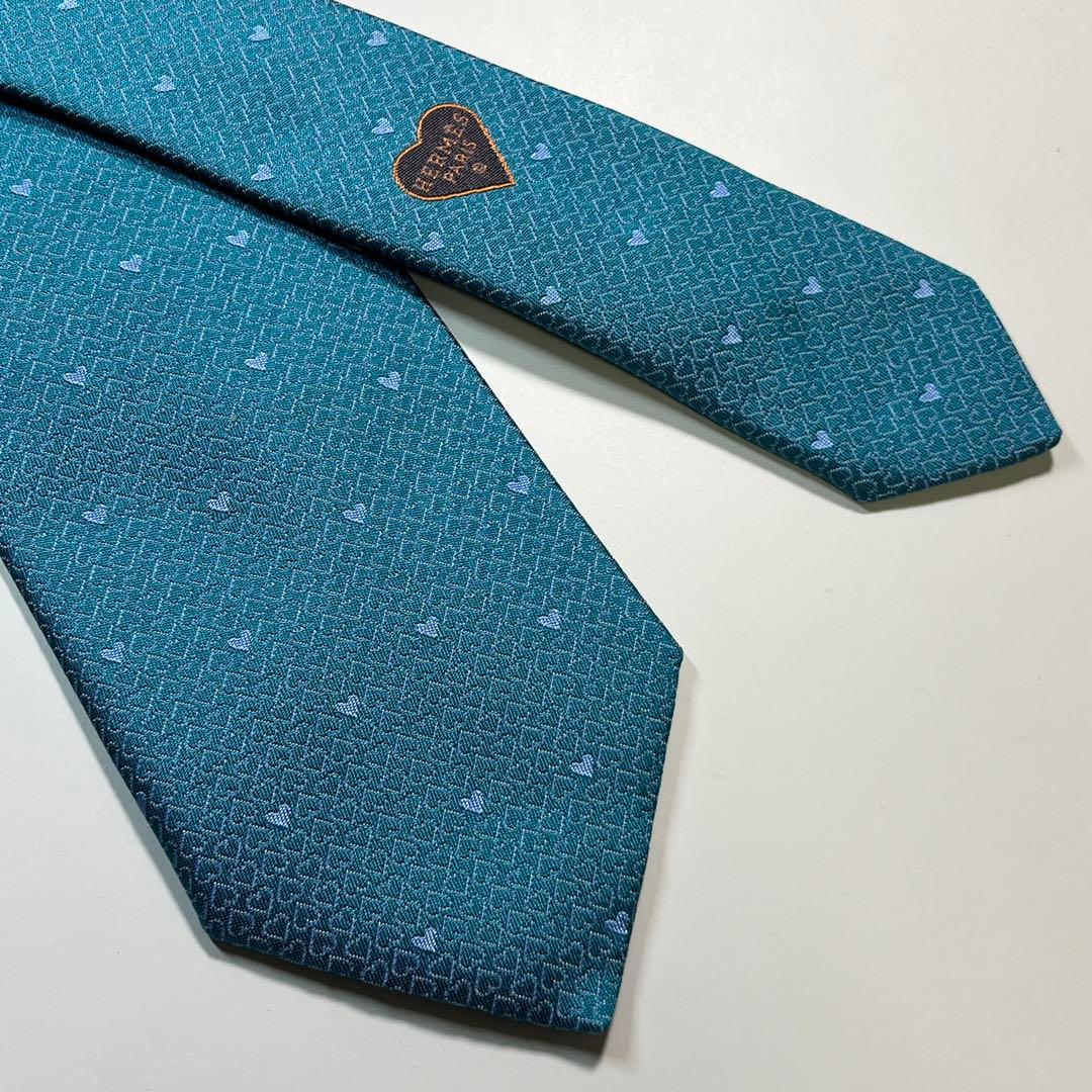 希少色✨未使用✨HERMES エルメス　ネクタイ　《ダーリン》 ハート柄