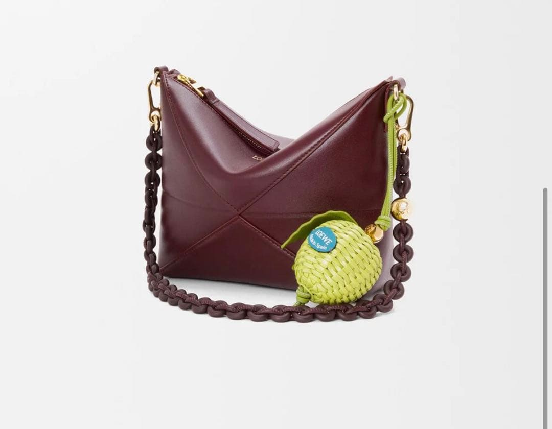 【美品！早い者勝ち！】LOEWE ロエベ アップル 林檎 バッグチャーム