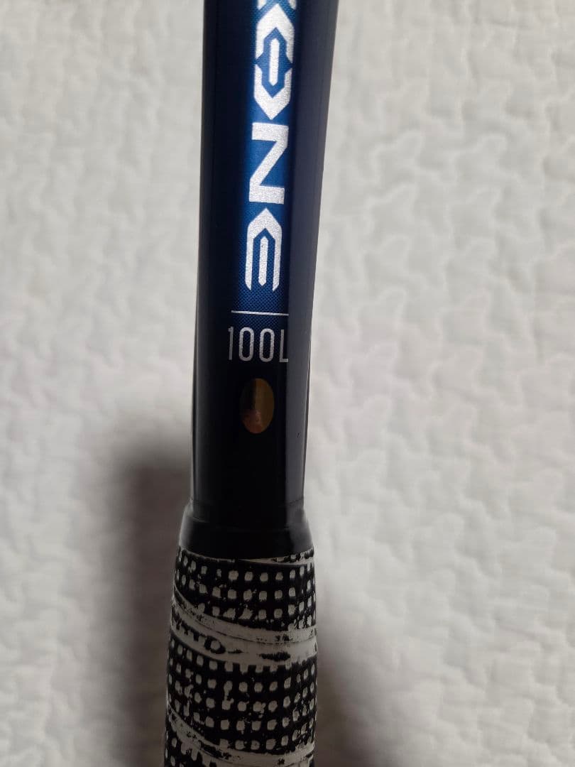 ヨネックス　イーゾーン100L G2