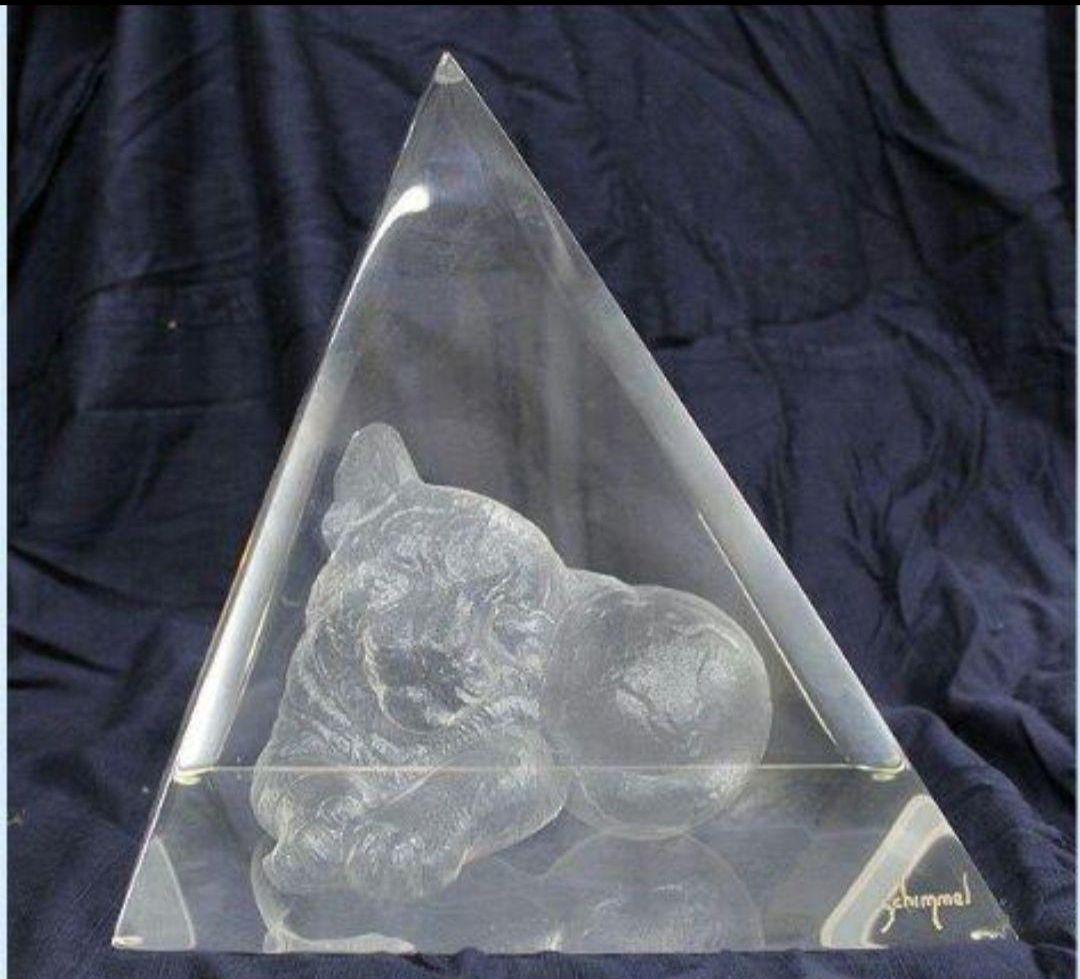 シムシメール　アクリル彫刻　アースライト