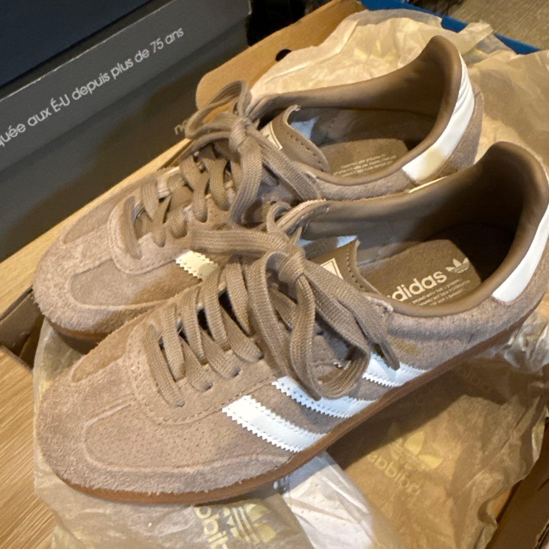 adidas SAMBAベージュ スエード スニーカー23センチ