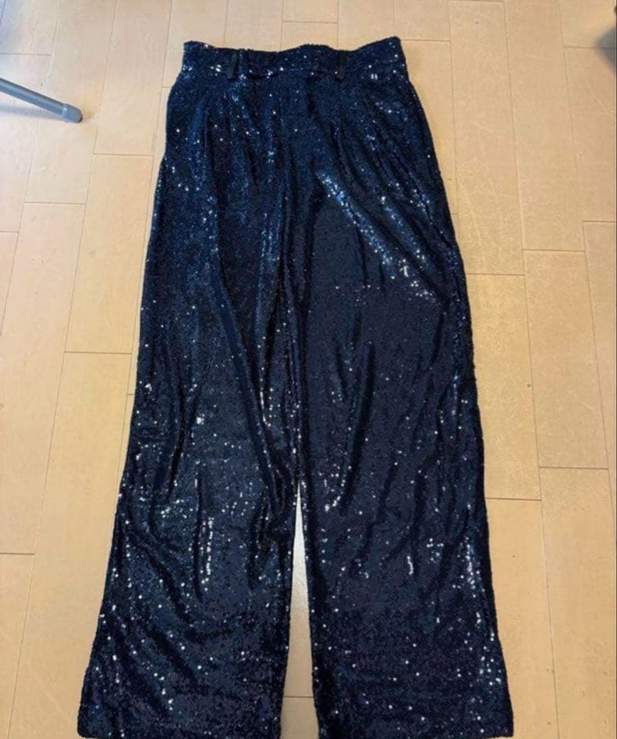 スパンコールパンツ　MASU風