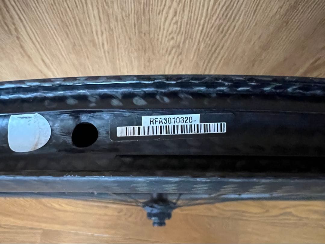 R*o様 MAVIC cosmic carbon SLR45 disc