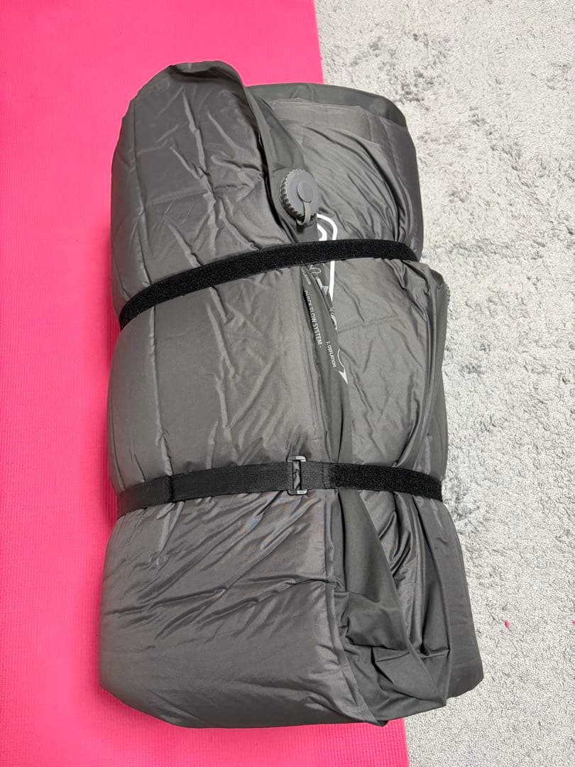 Colemanキャンパーインフレーターマットハイピーク/ダブル