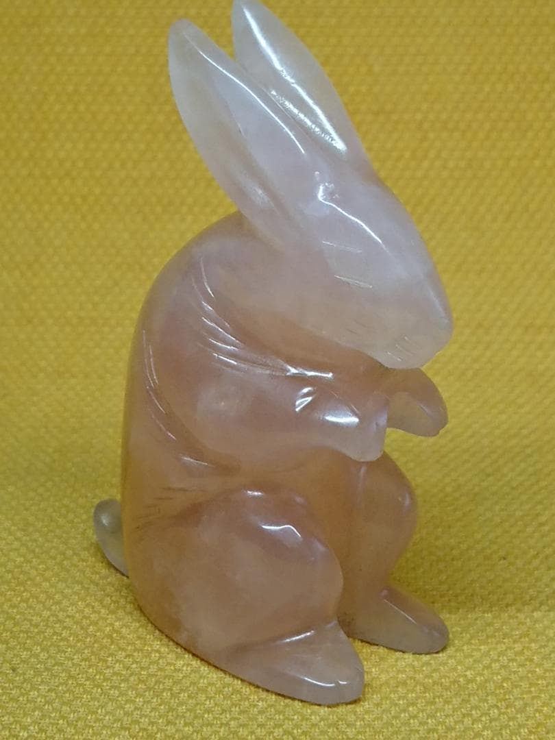 【美品】うさぎ　兎　天然石　彫刻　置物　インテリア　工芸品　美術品　A2786