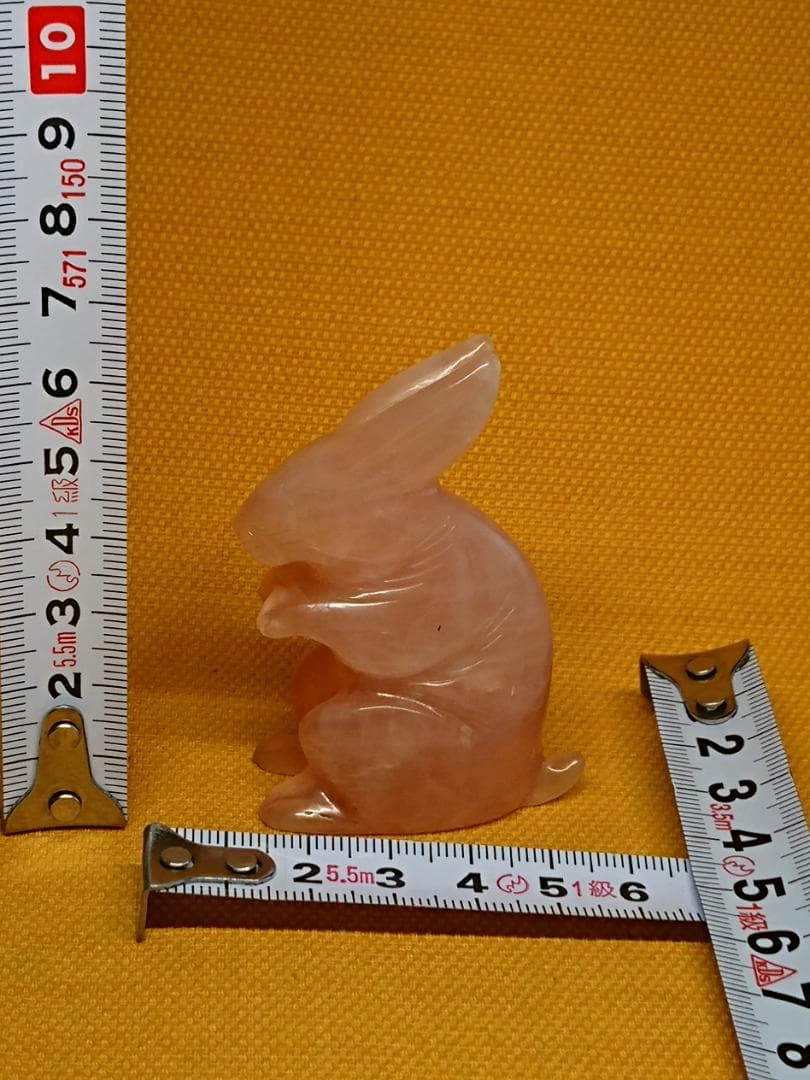 【美品】うさぎ　兎　天然石　彫刻　置物　インテリア　工芸品　美術品　A2786