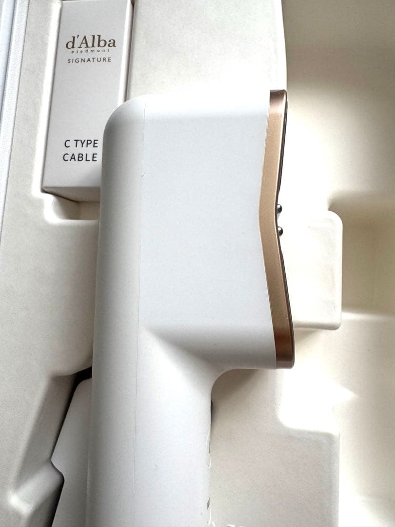 d'Alba Allthera Double Shot 美顔器