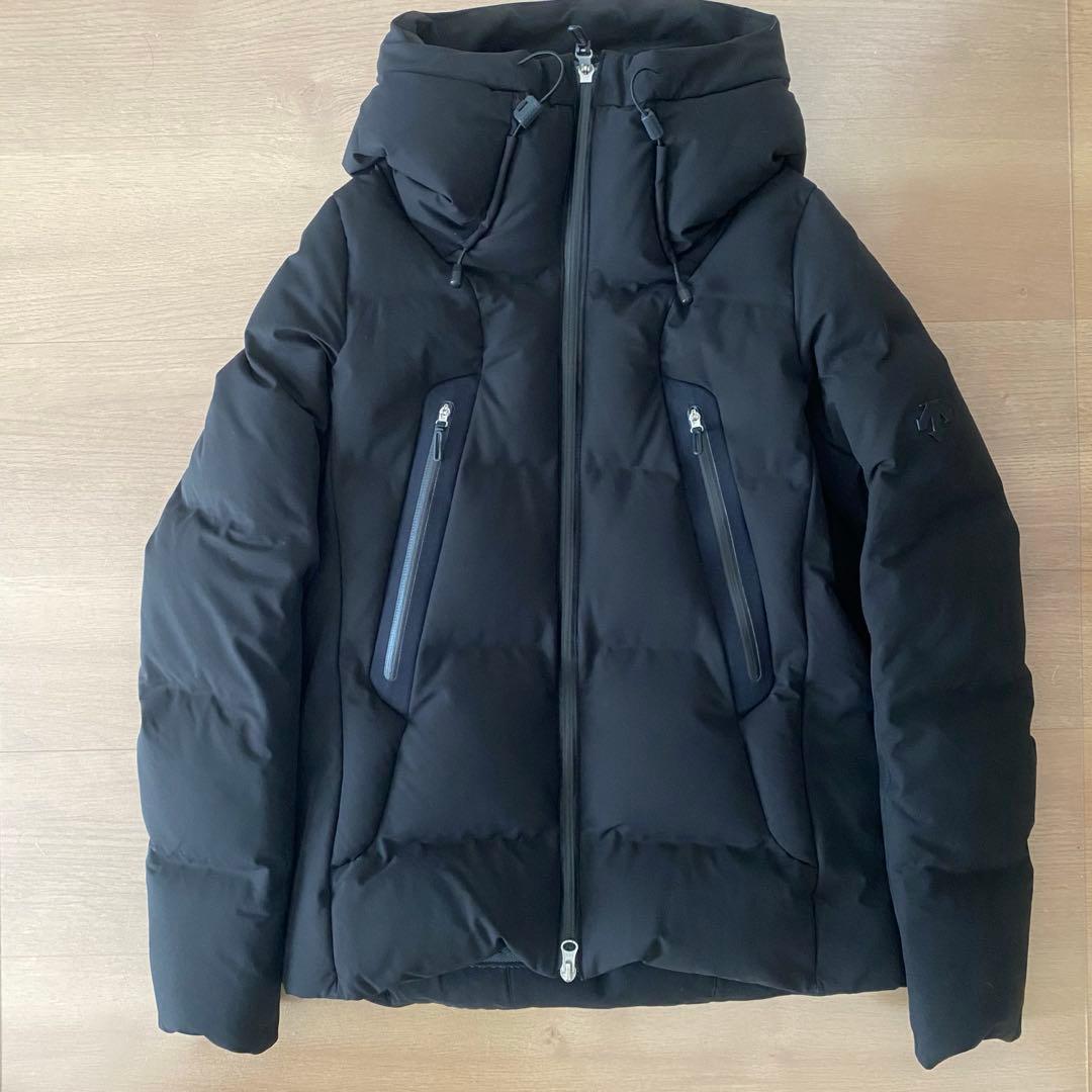 デサント　水沢ダウン　Sサイズ