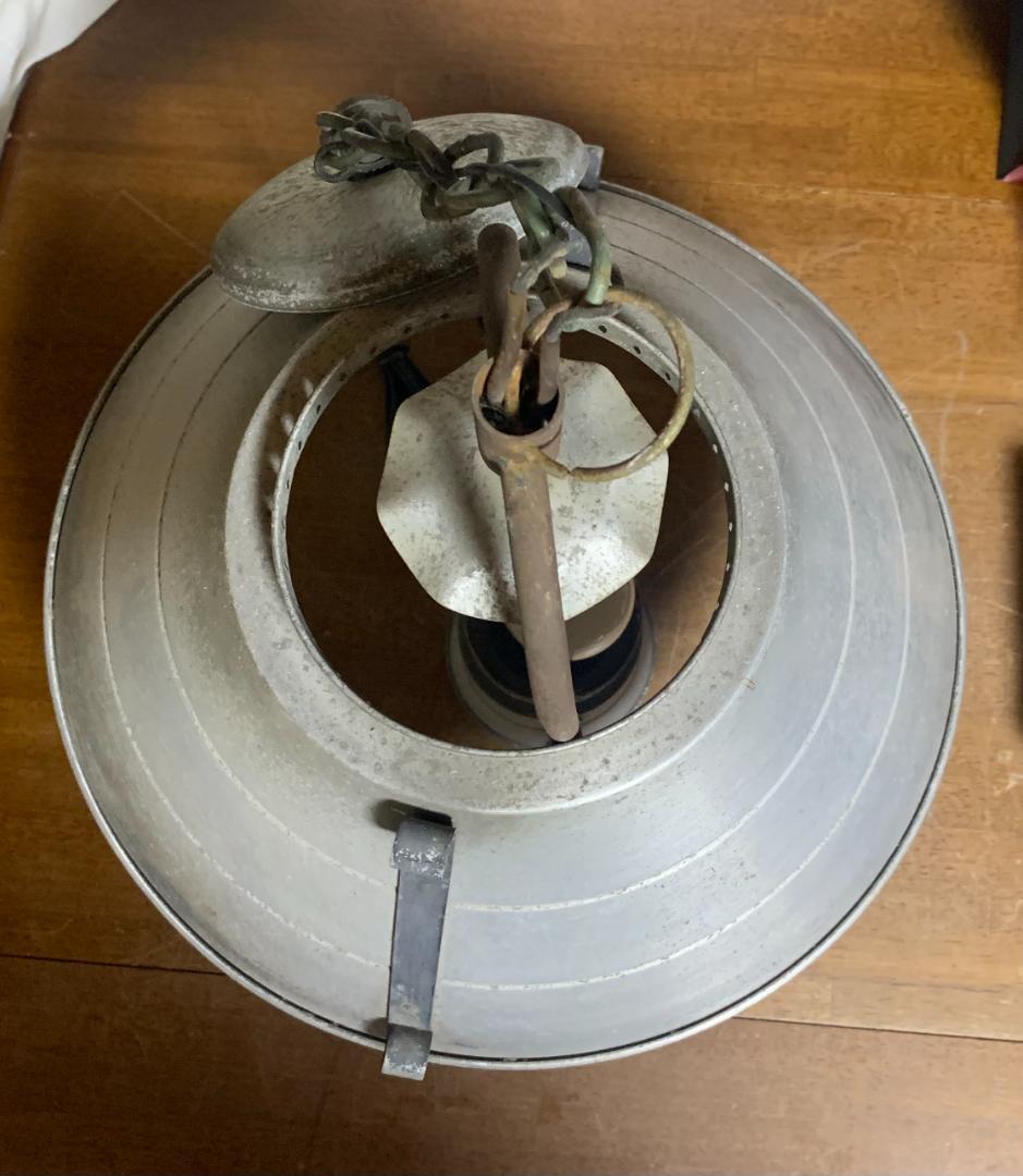 アンティーク!! アルミ製 ペンダントライト ヴィンテージ 現状品!!