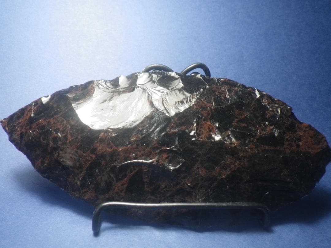 黒曜石　石器 男のロマン　　２５０５２９－０１