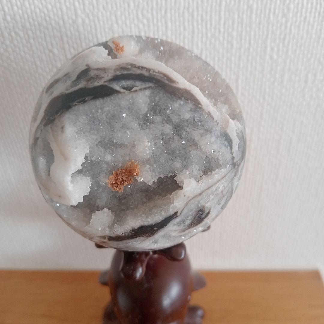 60mm 木の台つき　ジオード