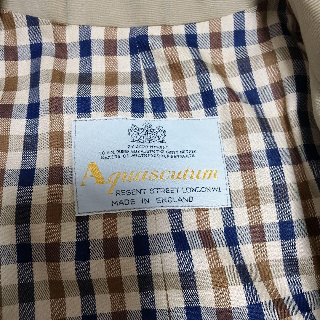 【美品】アクアスキュータム トレンチコート　ダブル　L