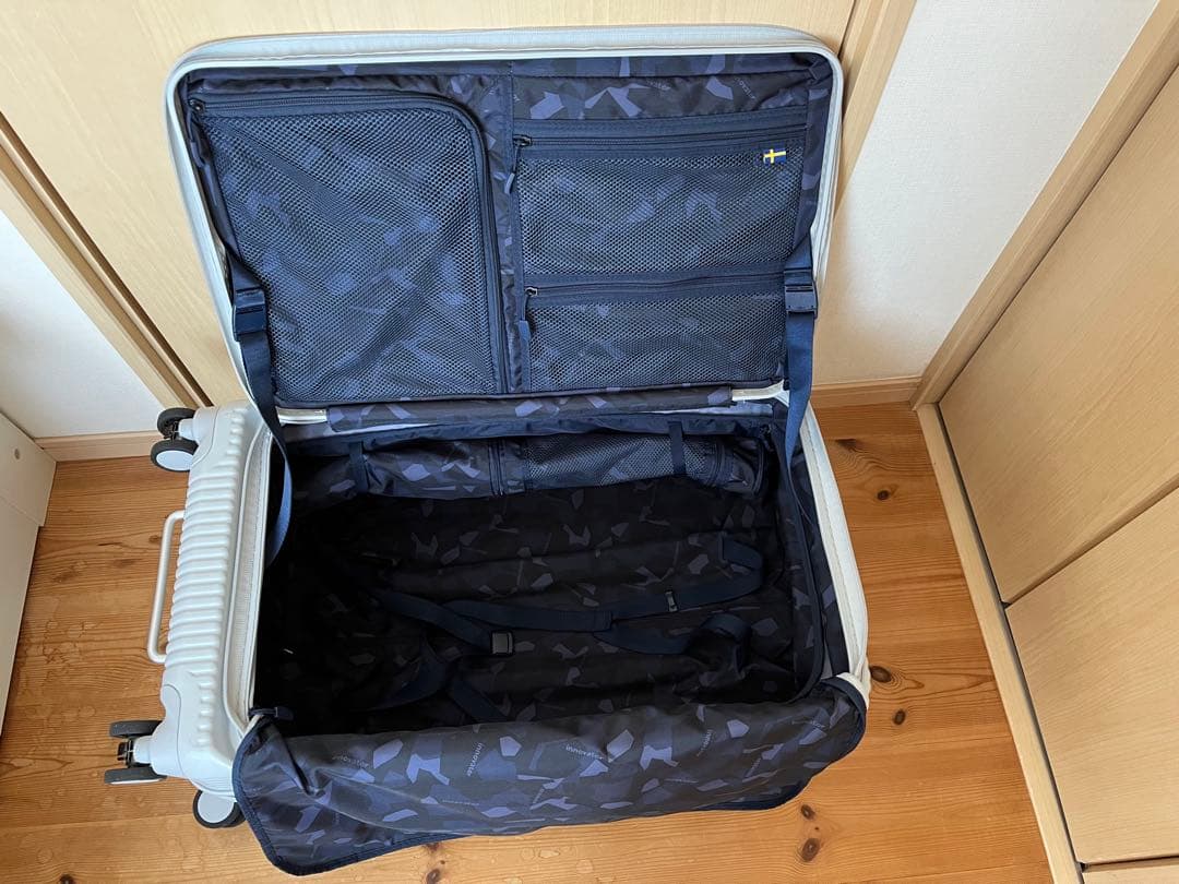 イノベーター スーツケース 75L ストーン