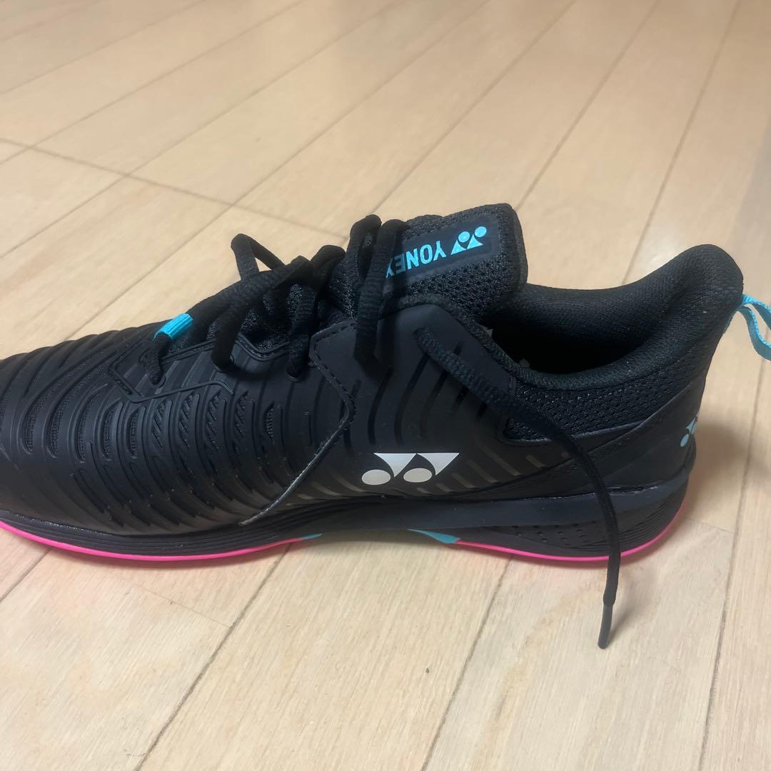 YONEX テニスシューズ ブラック/ピンク