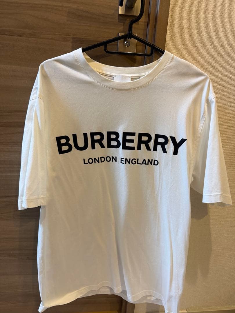 ※【本日限定セール】【美品】BURBERRY ホワイト Tシャツ