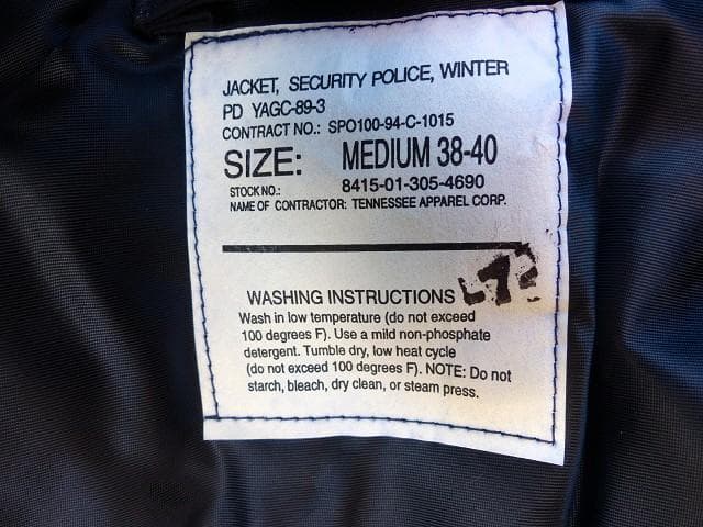 希少】 90s 実物 米空軍 セキュリティーポリスウィンタージャケット M 01