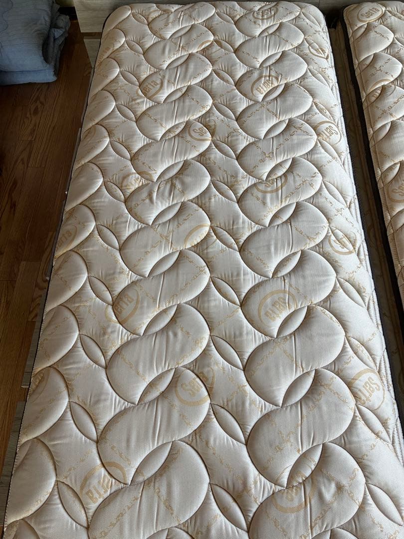 ドリームベット(サータ)　マットレス　クイーン