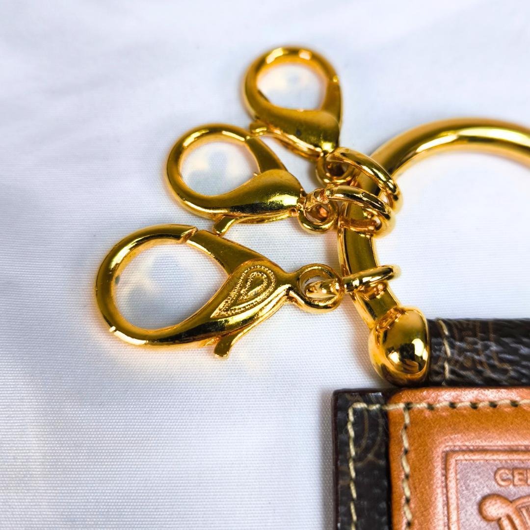 【新品同様】CELINE セリーヌ　キーホルダー ヴィンテージ マカダム柄