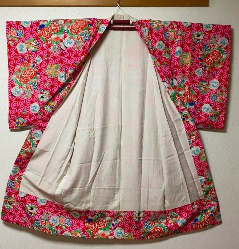 No.11アンティーク子供着物七五三めちゃくちゃ綺麗着丈126.5センチ裄丈65