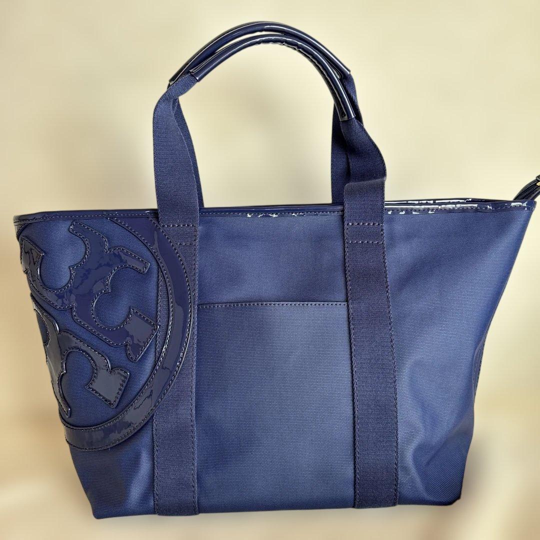 【美品】TORY BURCHトートバッグ ナイロン NVY ビッグロゴ