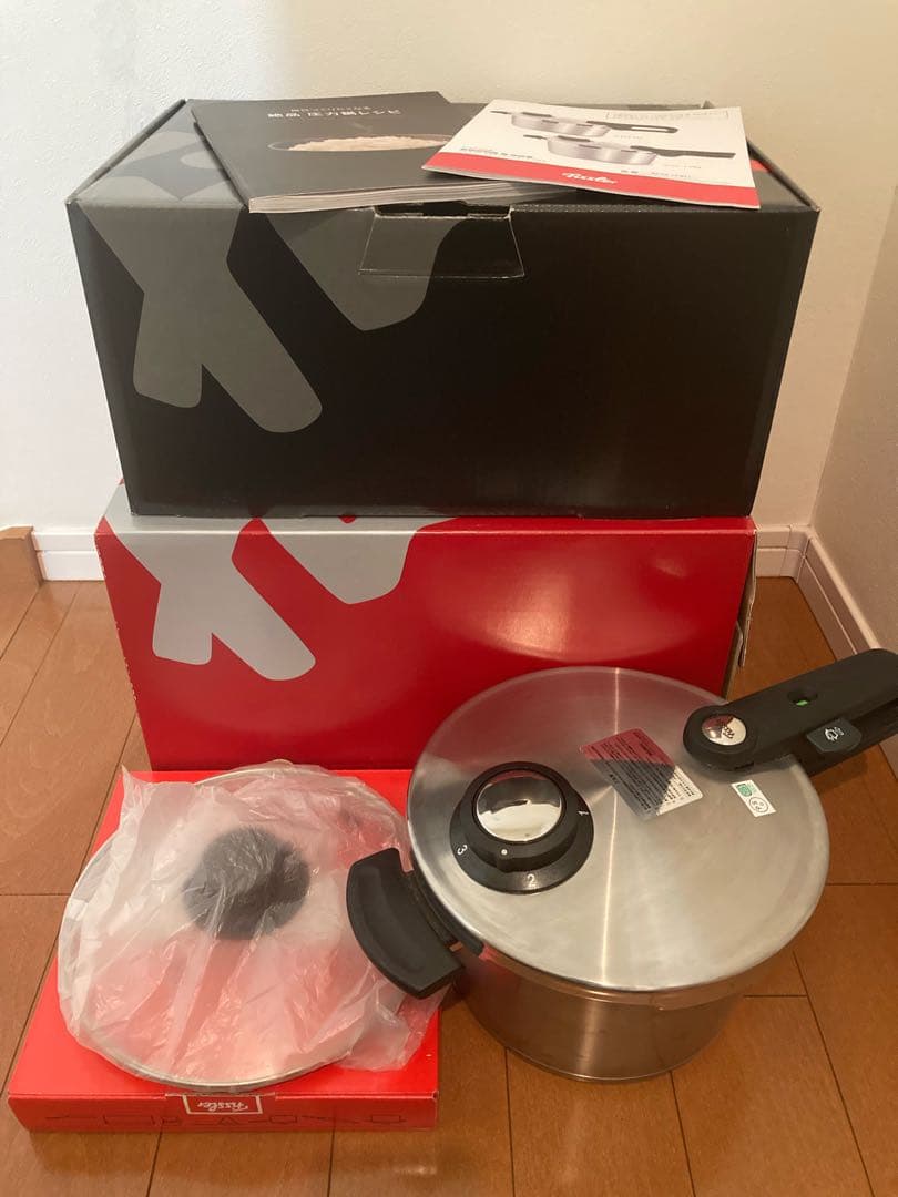 【フィスラー圧力鍋・プレミアムプラス4.5Lガラスフタ付き】未使用品