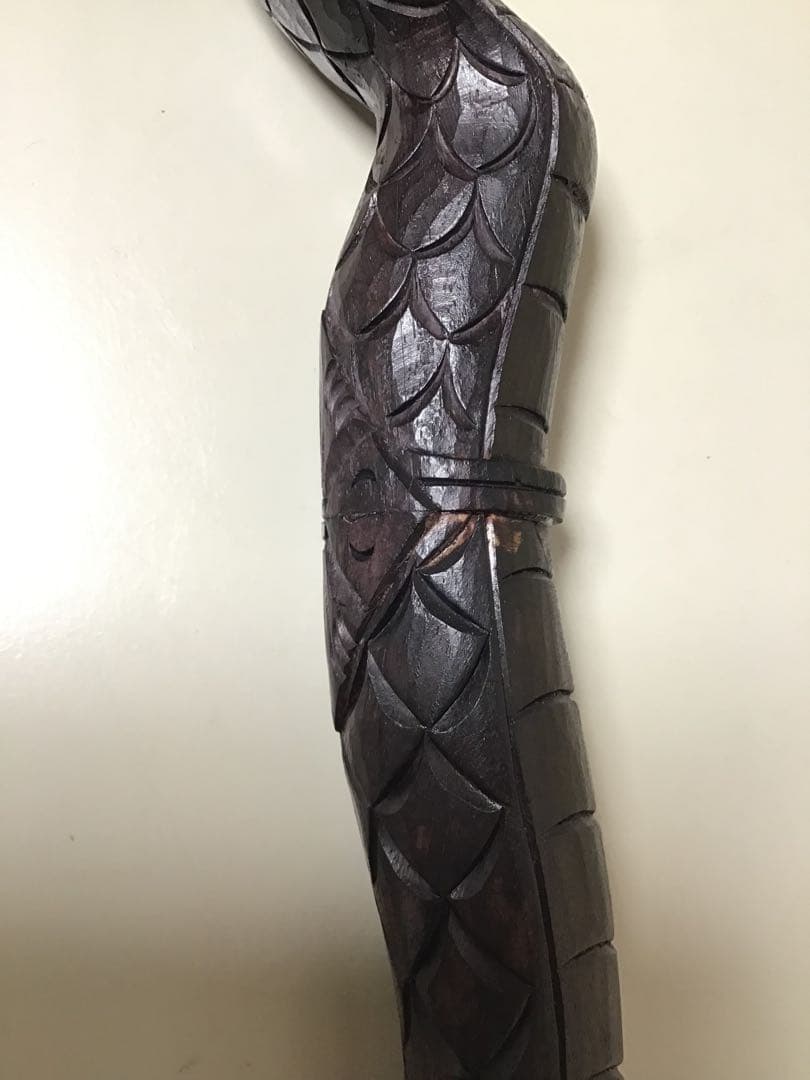 「SALE‼️」　杖 コブラ模り　木彫り [約H 98cm]