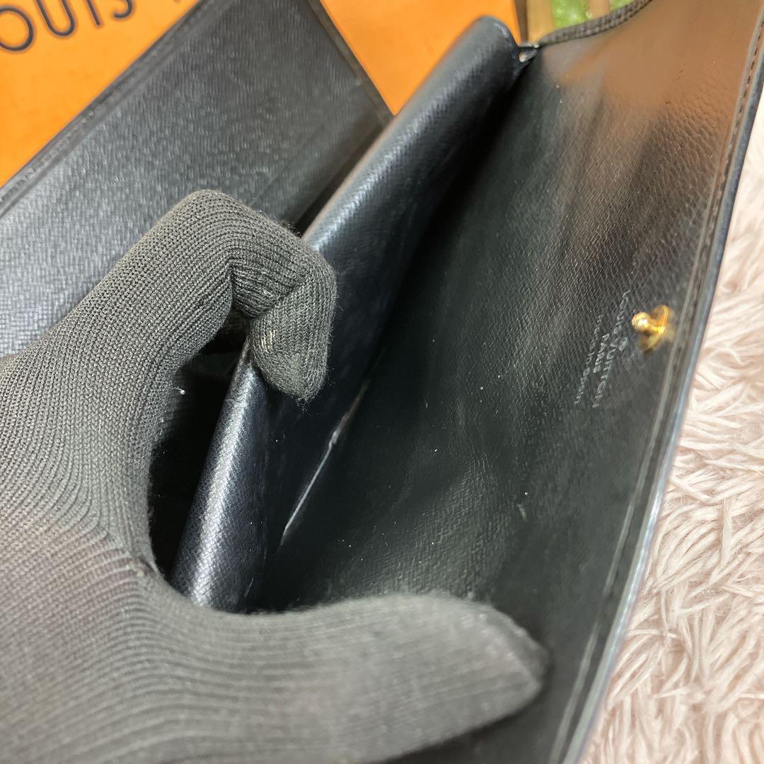 美品 ルイヴィトン エピ ポルト トレゾール インターナショナル 黒 長財布