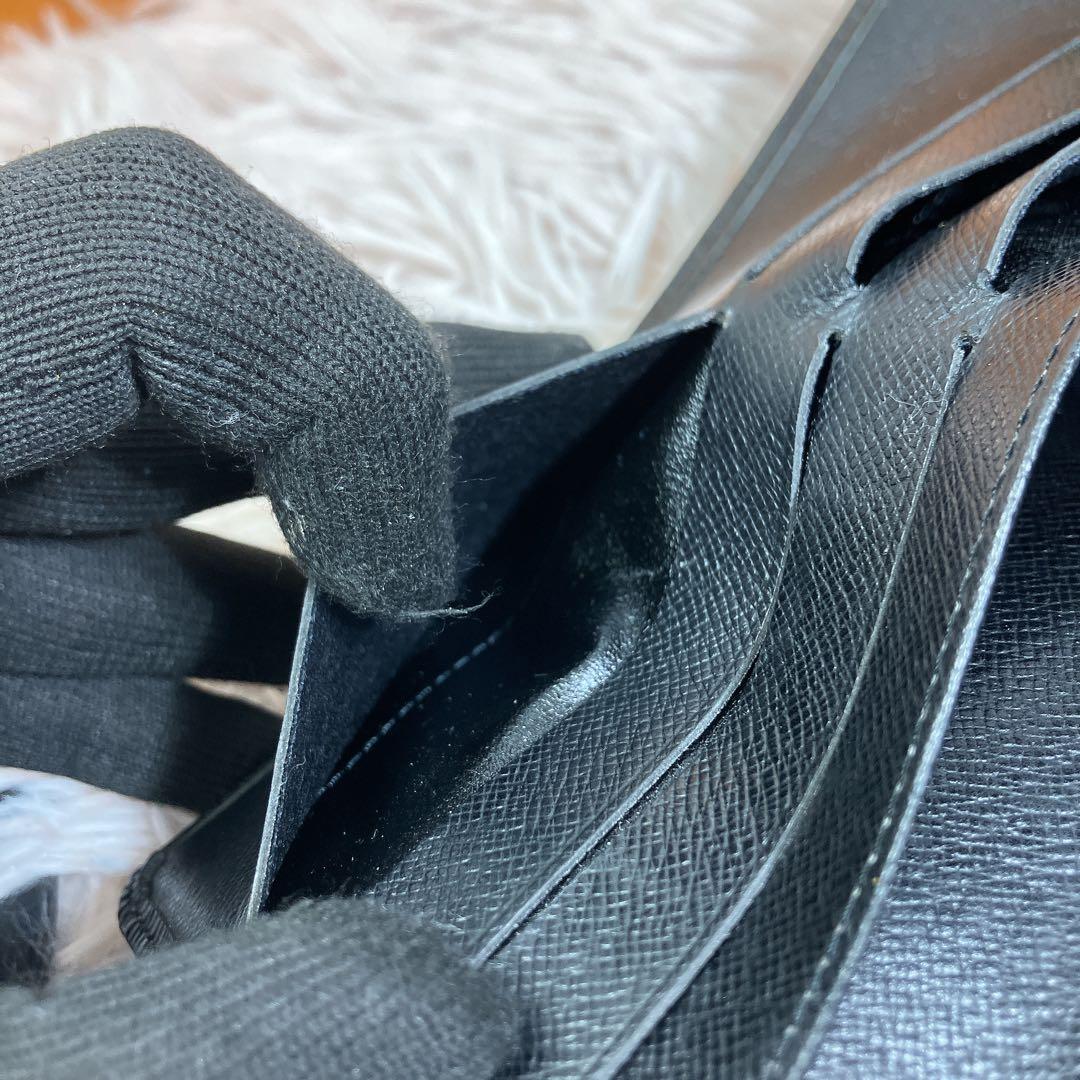 美品 ルイヴィトン エピ ポルト トレゾール インターナショナル 黒 長財布