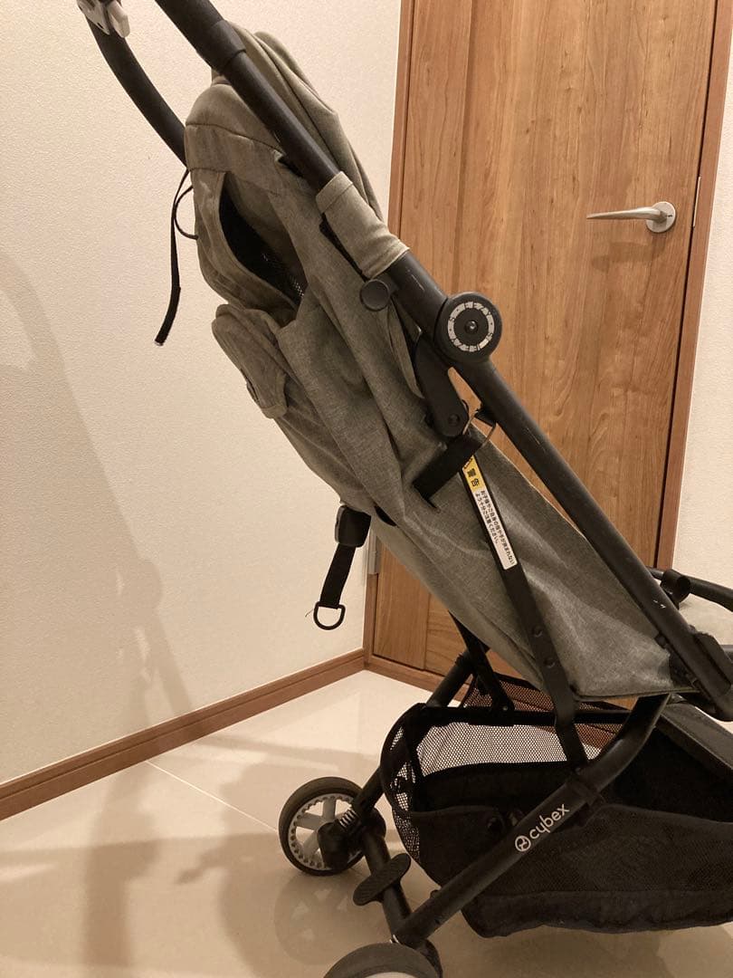 cybex EEZY S サイベックスイージーエス 超軽量ベビーカー