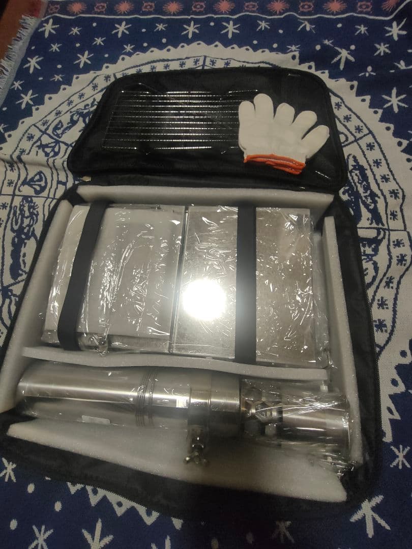 折り畳み式　薪ストーブ　ステンレス製　3kg　未使用の煙突ガードおまけ