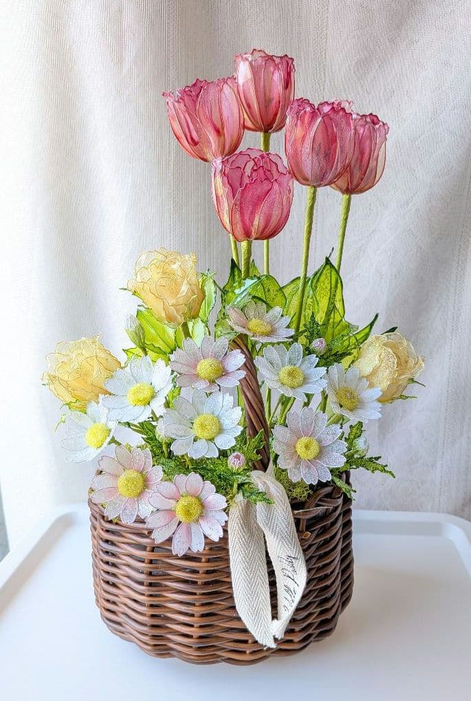 春のかご　　　アメリカンフラワー　（ディップフラワー）