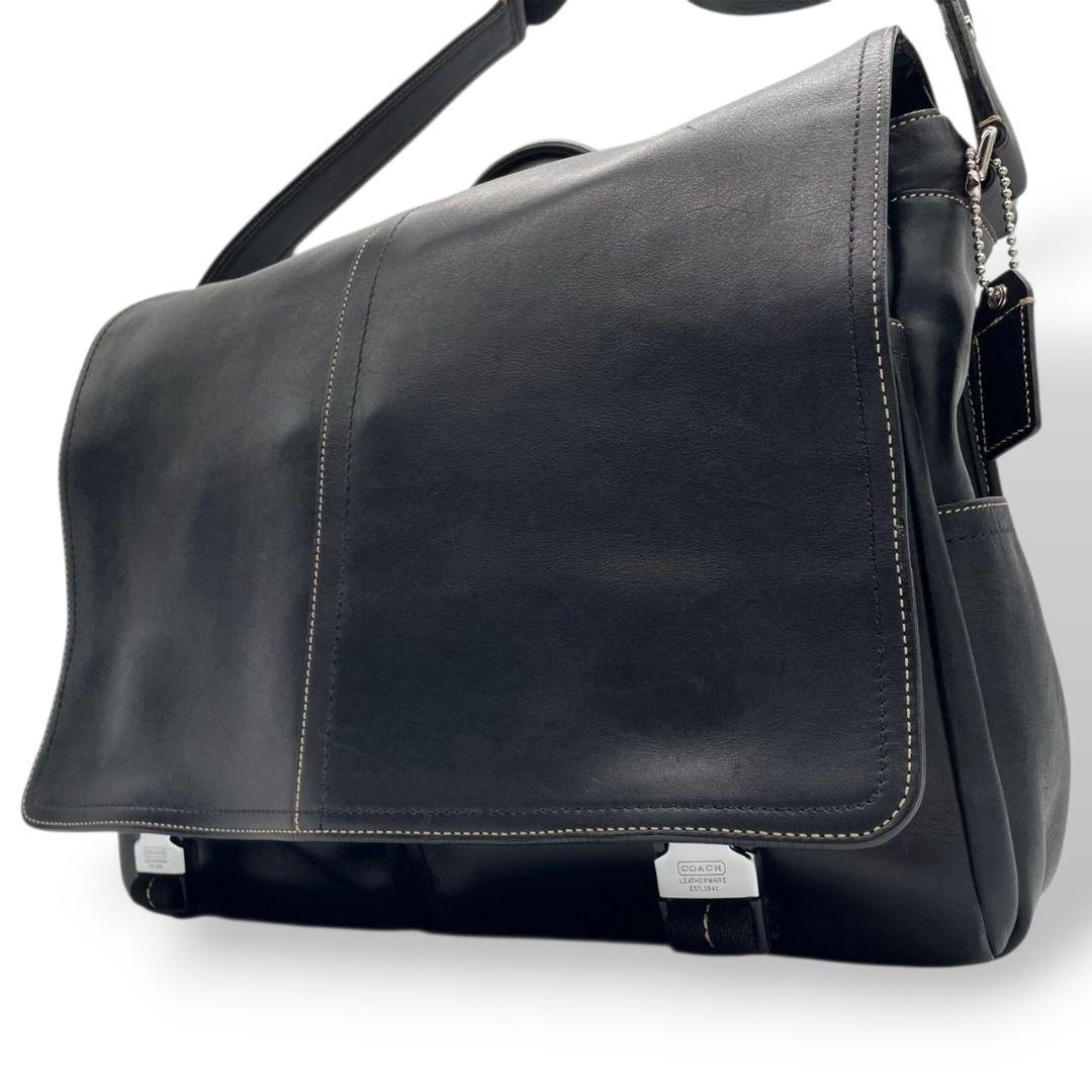 コーチ　ビジネス　ショルダーバッグ　黒　A4可　メッセンジャー　2way　s39