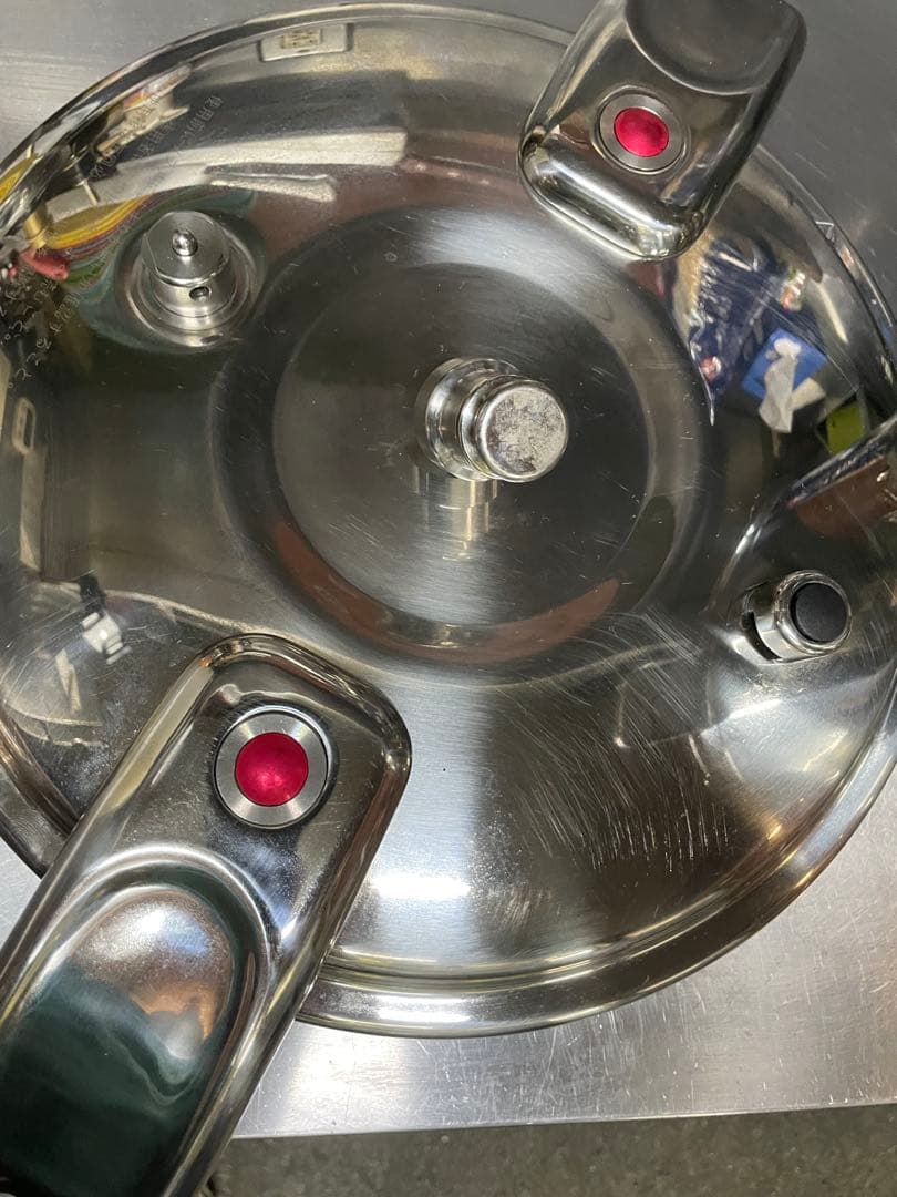 ワンダーシェフ　業務用圧力鍋　20リットル