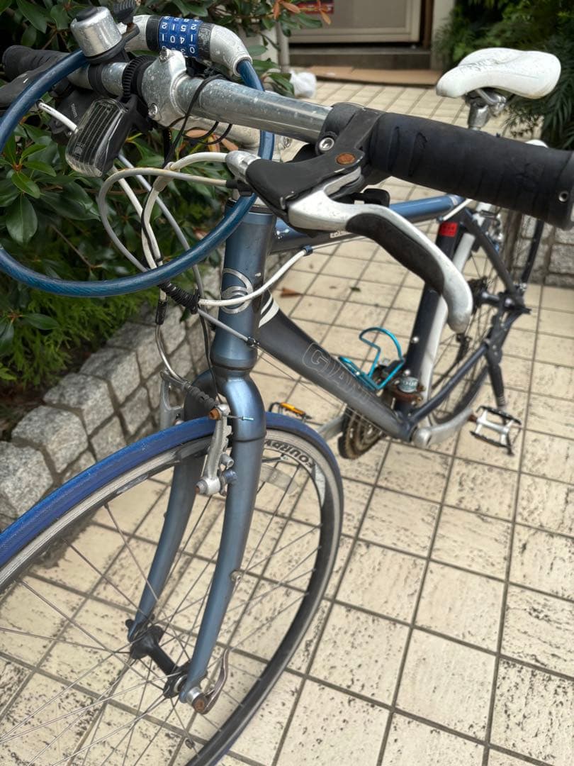 【直接取引可能】GIANT クロスバイク ESCAPE