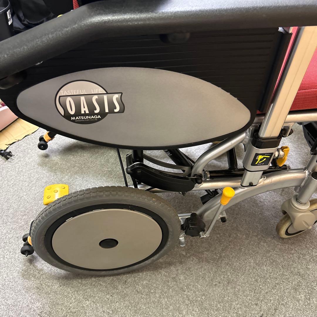 オアシス 介助型　車椅子 赤 CS-12TRS　リクライニング